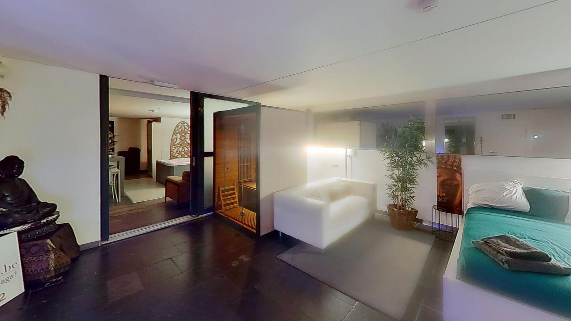 Nice And Cosy Place With Jacuzzi And Sauna To Relax In The Centre Of Anversa Esterno foto